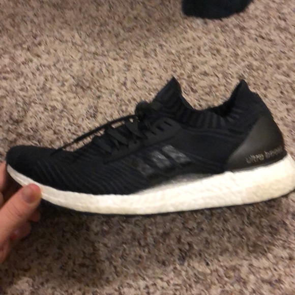 Adidas ultra boost trainers - Picture 2 of 3